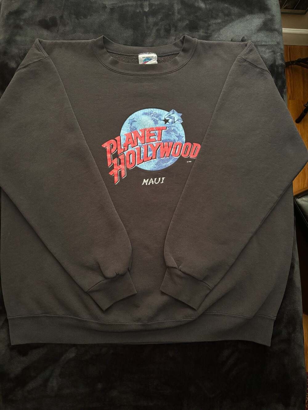 Vintage 90s Planet Hollywood Maui Crewneck Sweatshirt